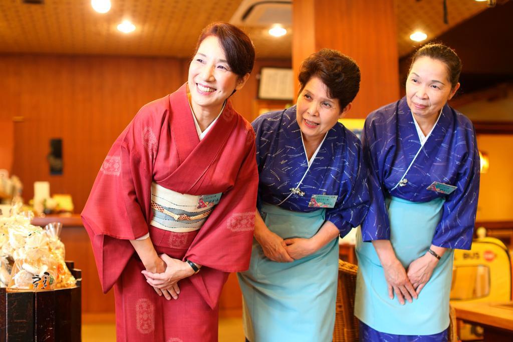 Отель Ureshino Onsen Shoen Экстерьер фото